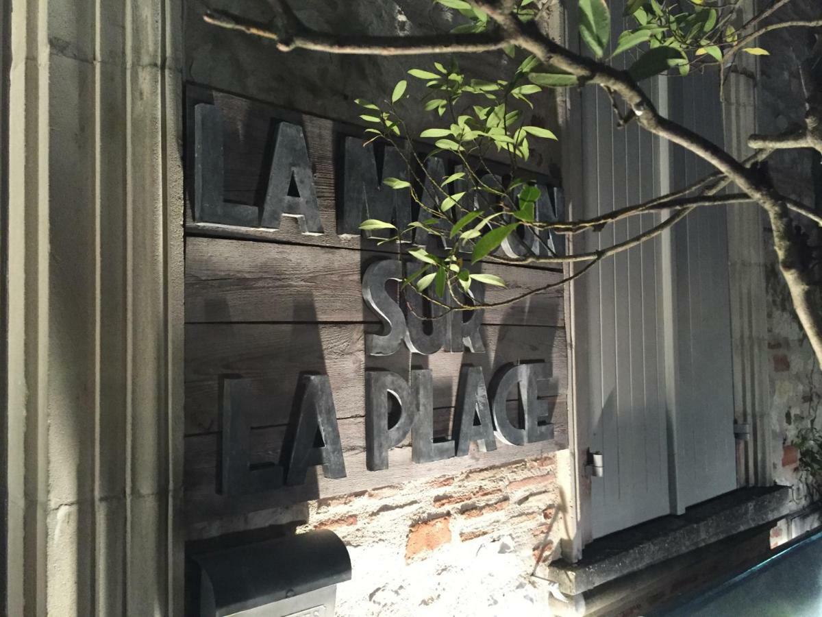 La Maison Sur La Place Penne-dʼAgenais Dış mekan fotoğraf